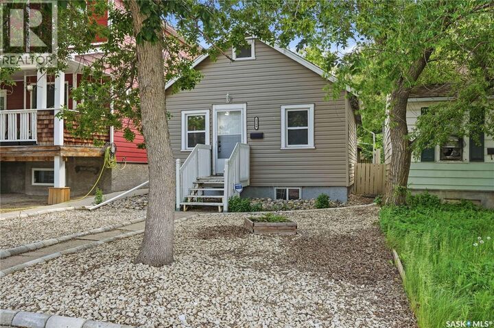 Property Photo: 2509 McDonald Street SK S4N 2Z6