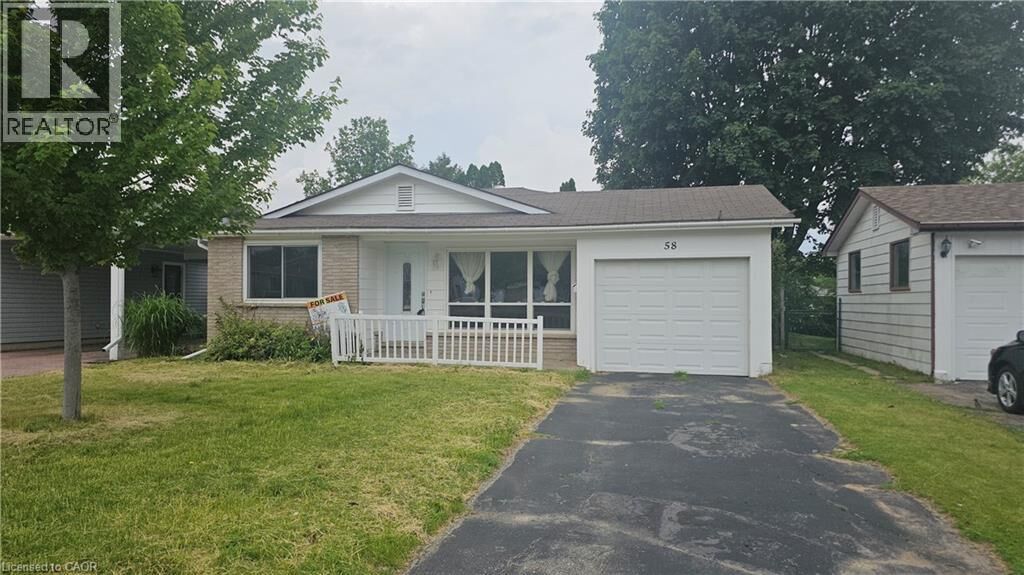 Property Photo: 58 Belwood Crescent ON N2C 1Z3