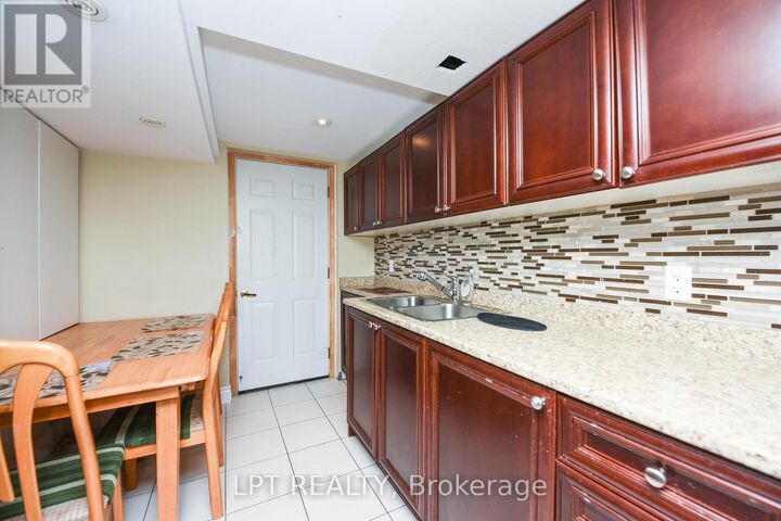 Property Photo: 93 Templehill Road B ON L6R 3S1