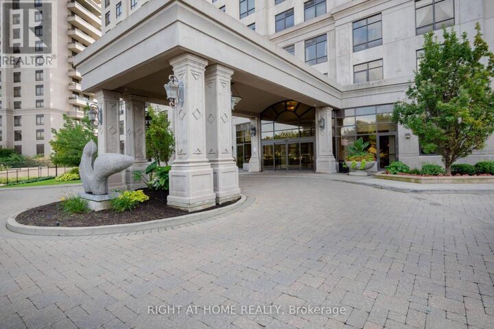 Property Photo:  9235 Jane Street 1012  ON L6A 0J8 