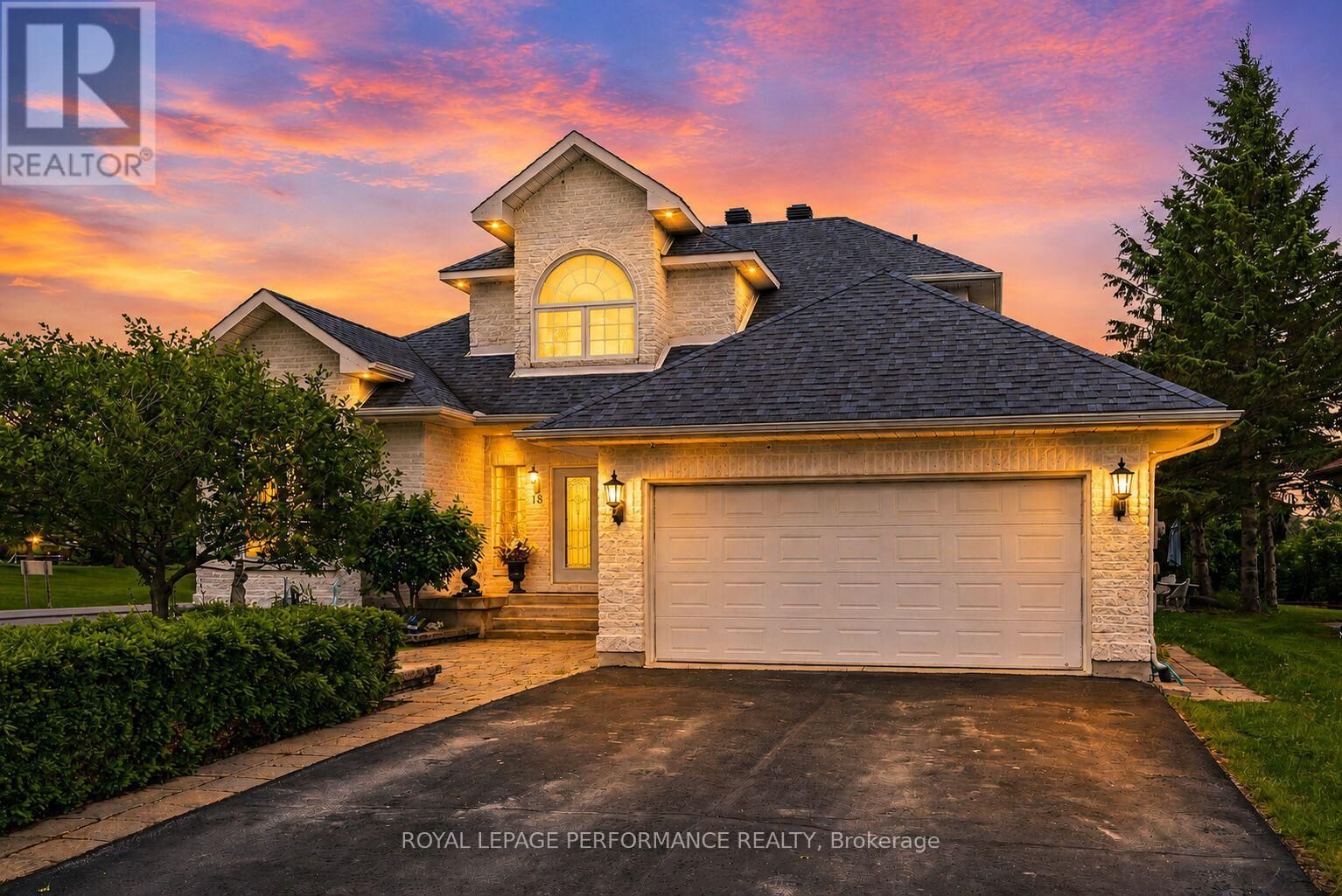 Property Photo:  18 Chantine Drive  ON K0C 1P0 