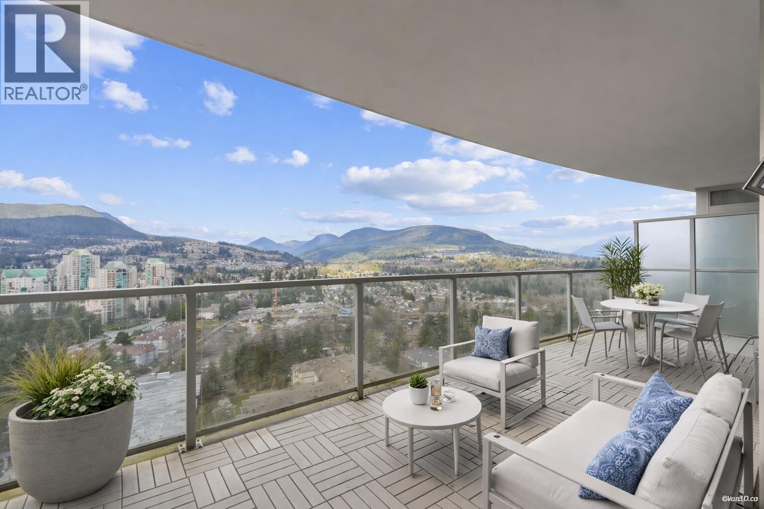 Property Photo: 3102 Windsor Gate 2806 BC V3B 0J3