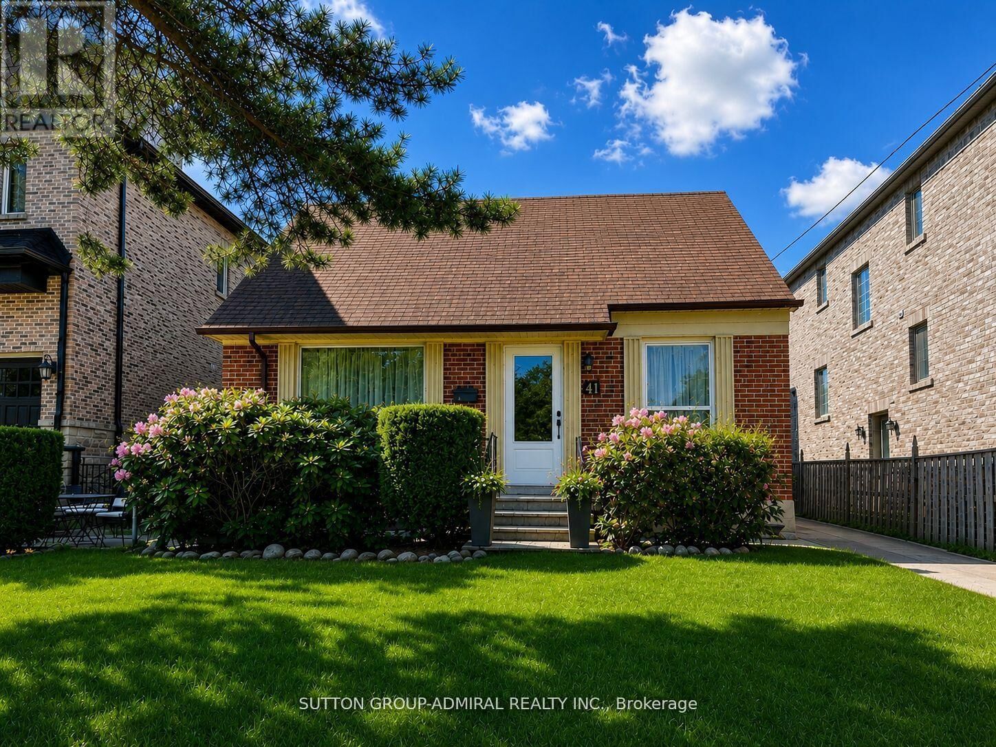 Property Photo:  41 Athabaska Avenue Basement  ON M2M 2T6 