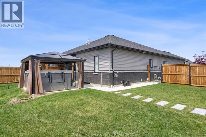 Property Photo: 148 Brighton Place ON N7L 0G7