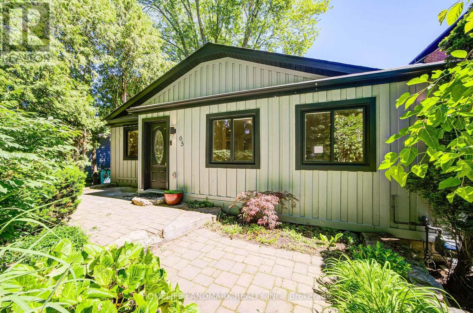 Property Photo:  65 Cooks Bay Drive  ON L4P 1L9 