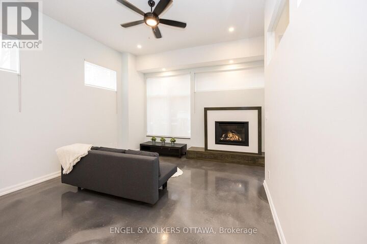 Property Photo: 178 Main Street C ON K1S 1C2