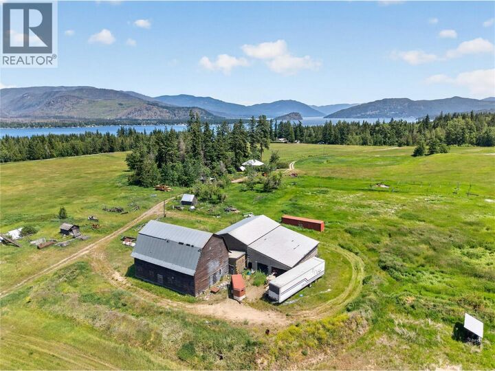 Property Photo: 870 Dilworth Road BC V0E 2W1