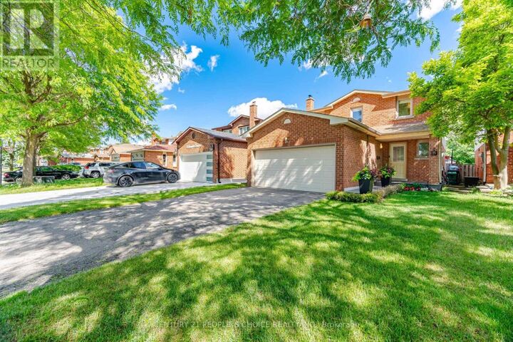 Property Photo: 29 Oleander Crescent ON L6Z 2C1
