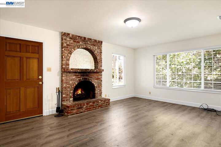 Property Photo:  21585 Montgomery St  CA 94541 