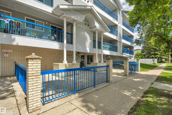 Property Photo: 5212 48 Avenue 305 AB T9A 0N3