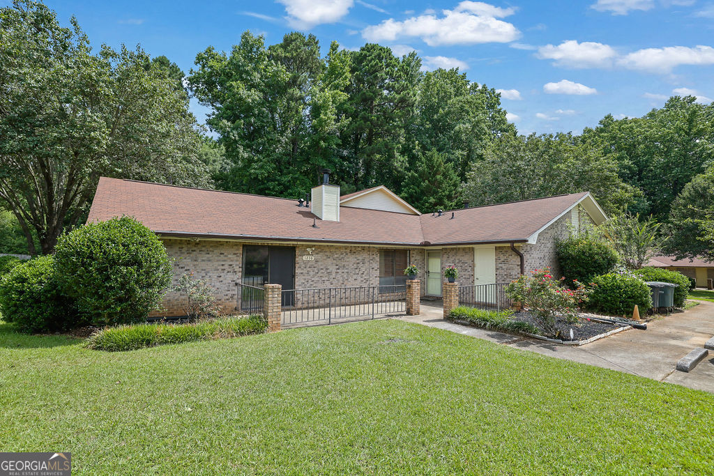 Property Photo: 1238 Shannon Way SW GA 30008