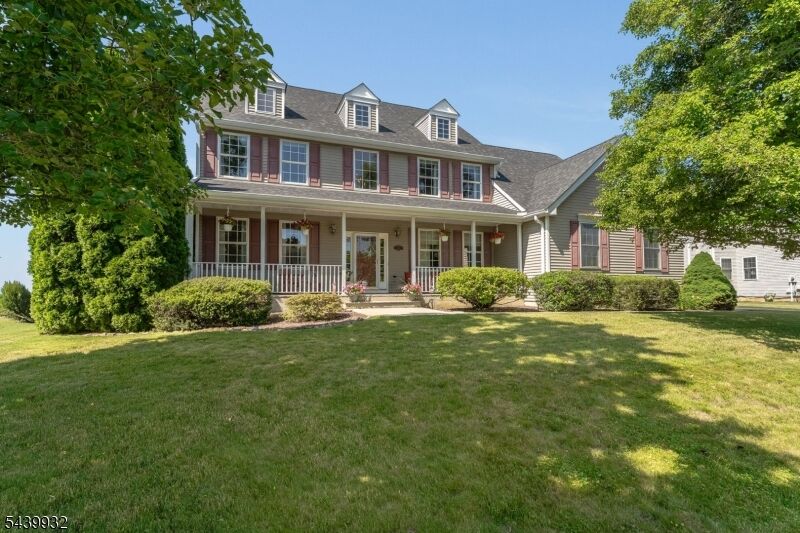 Property Photo:  208 Curtis Court  NJ 08886 