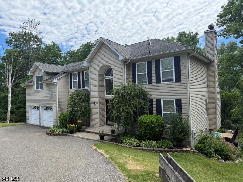 Property Photo:  5 Worthington Rd  NJ 07832 