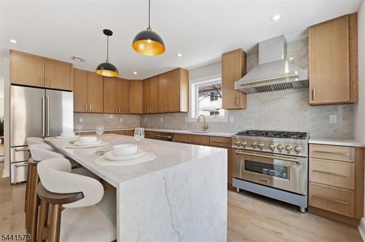 Property Photo:  138 Weigands Ln  NJ 07094 