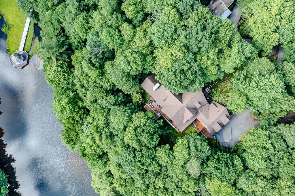 Property Photo:  190 New River Lake Drive  NC 28605 