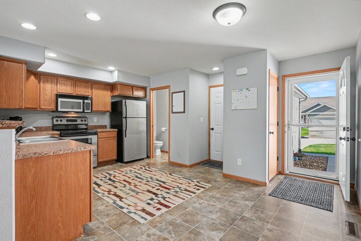 Property Photo:  4828 Algonquin Drive 3  IA 50613 