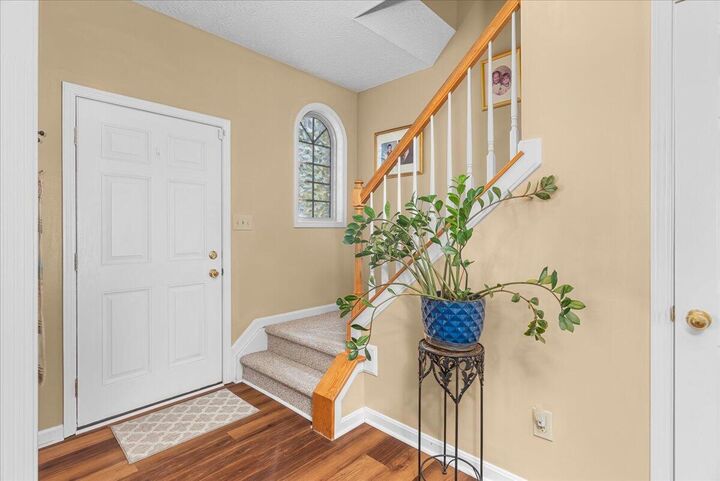 Property Photo: 3141 Roundway Down Lane KY 40509