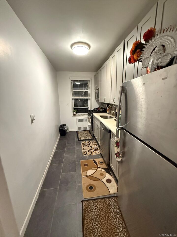Property Photo: 84-55 Daniels Street 5C NY 11435