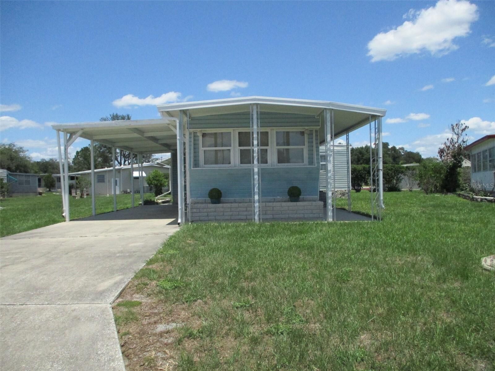 Property Photo:  38513 Willoughby Drive  FL 33540 