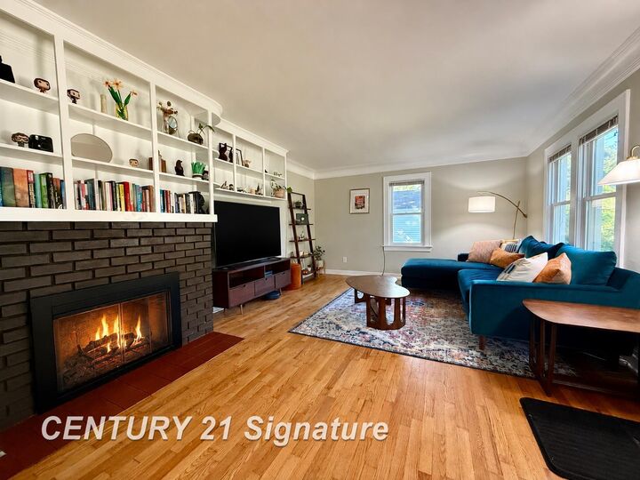 Property Photo:  212 Auburn Street  MI 48640 