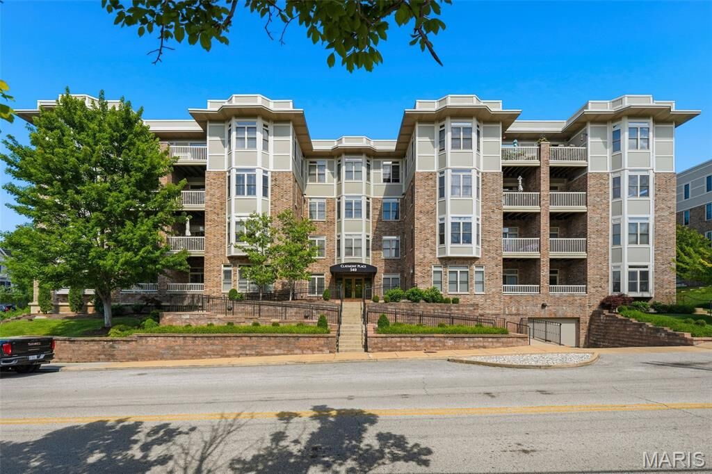 Property Photo:  540 N And South Road 204  MO 63130 