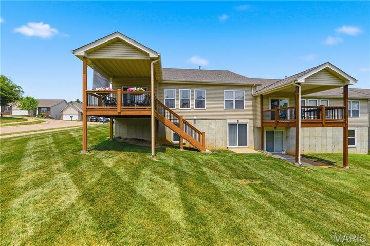 Property Photo:  12 Parkville Lane  MO 63028 