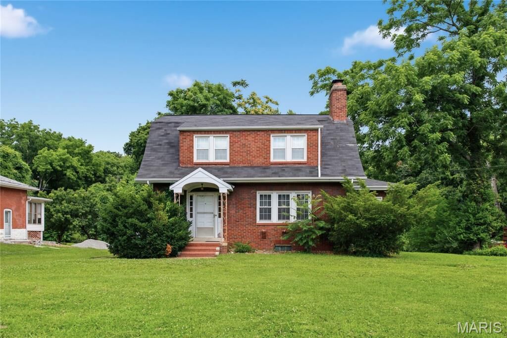 Property Photo:  310 Julia Place  IL 62223 