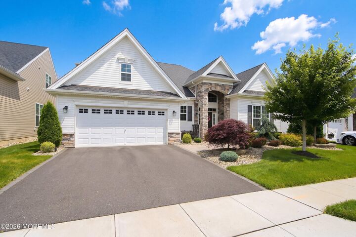 Property Photo:  23 Whistling Straits Drive  NJ 08831 