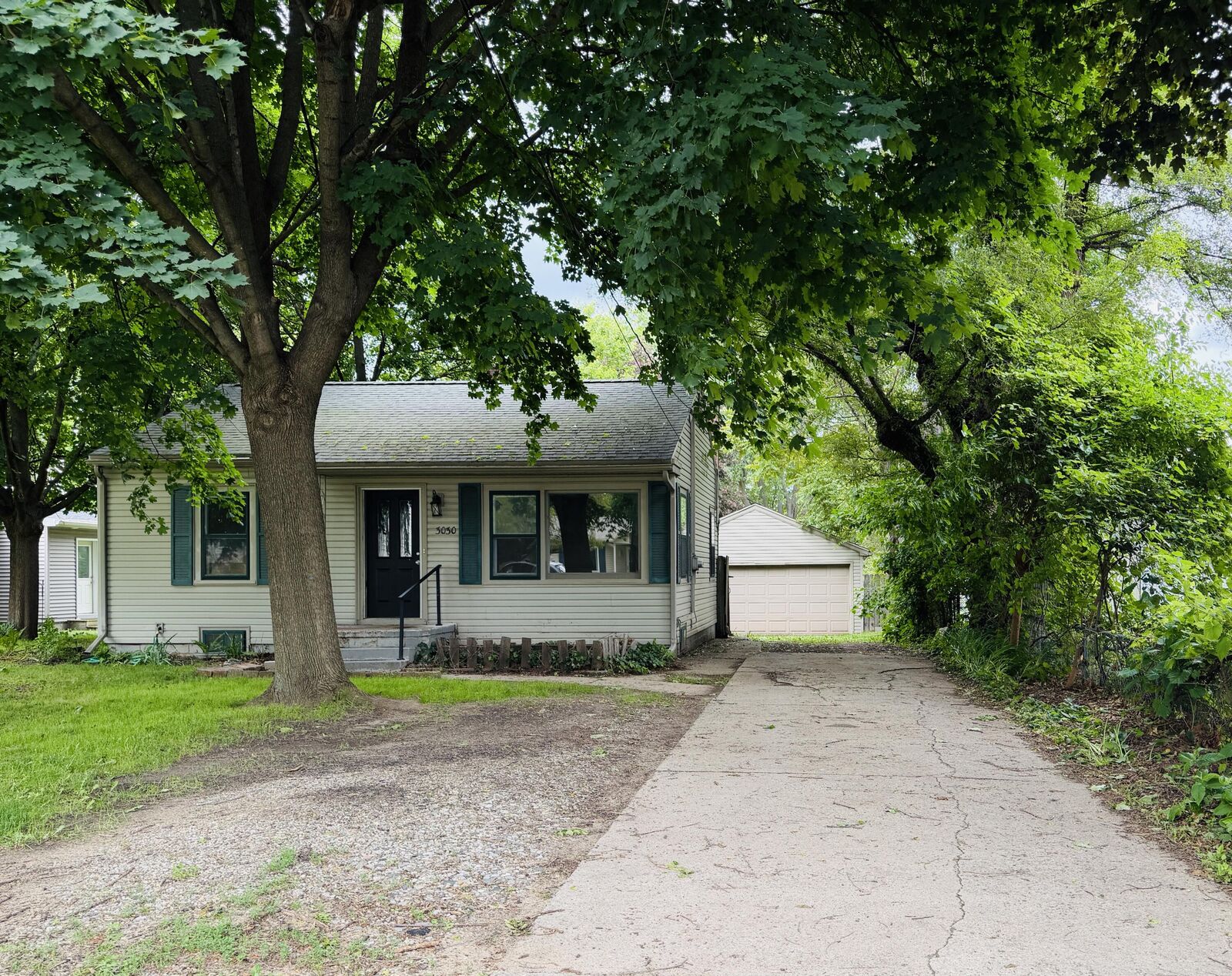 Property Photo:  3030 Key Street  MI 49202 