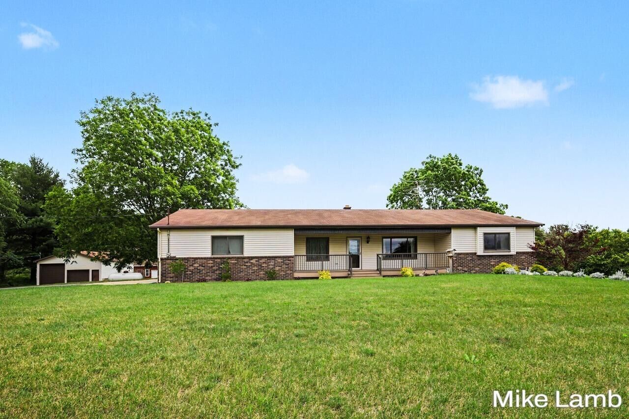 Property Photo:  3685 20th Street  MI 49323 