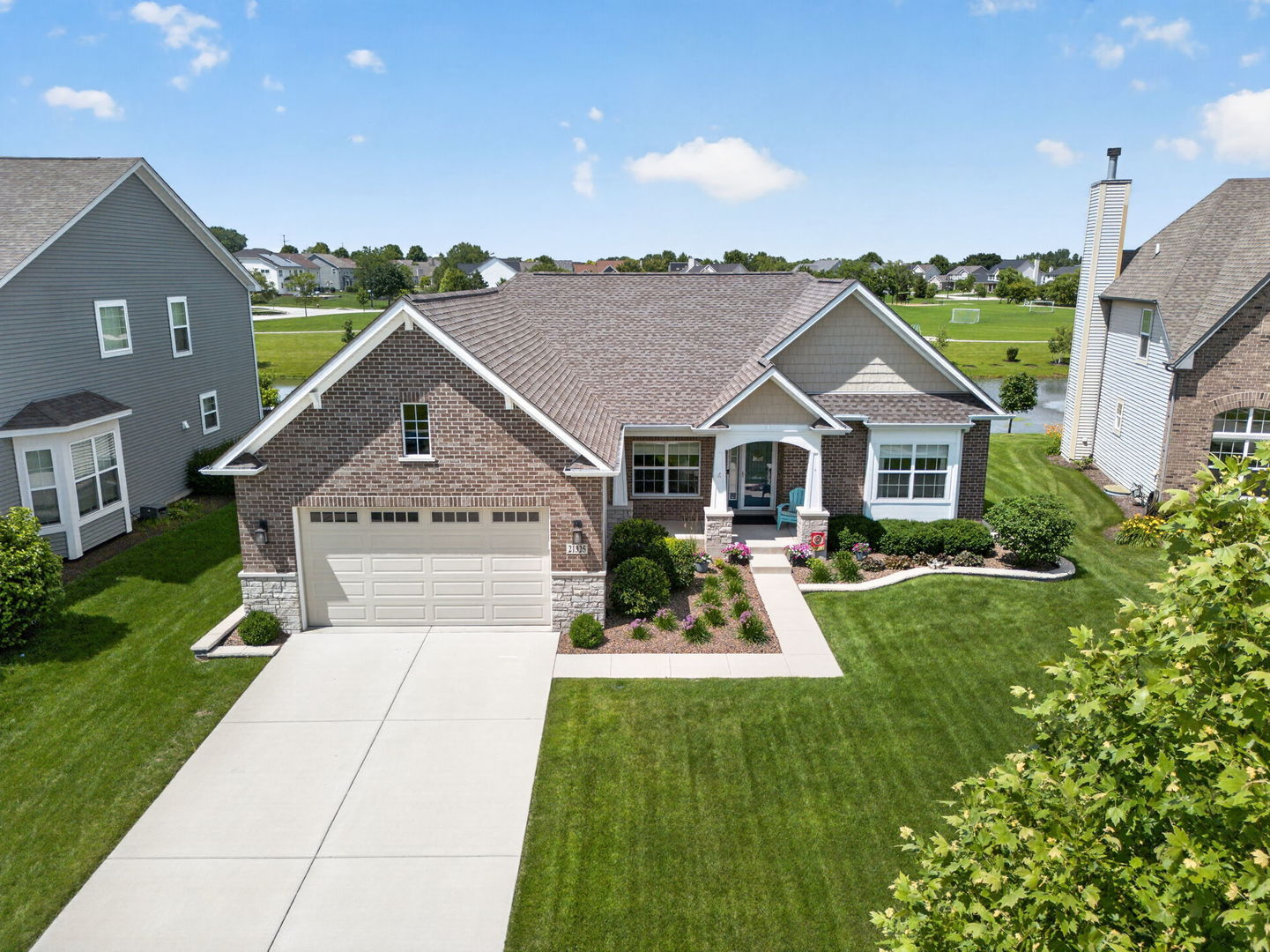 Property Photo: 21325 Willow Pass IL 60404