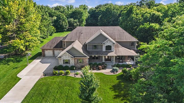 Property Photo:  1309 Cross Creek Road  IL 61853 