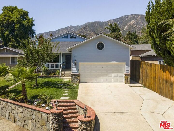 Property Photo: 2907 El Caminito Street CA 91214
