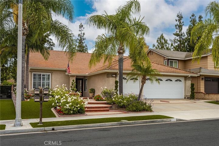 Property Photo:  2902 Longspur  CA 92835 