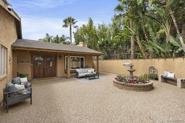 Property Photo:  489 La Costa Ave  CA 92024 