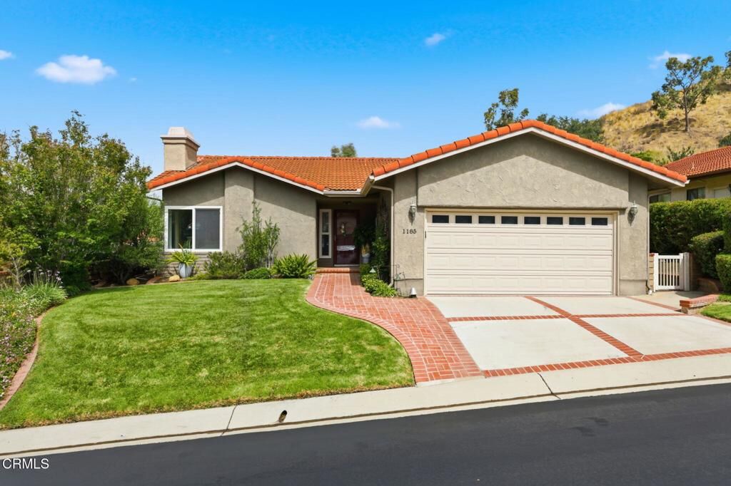 Property Photo:  1185 Paquita Street  CA 93012 