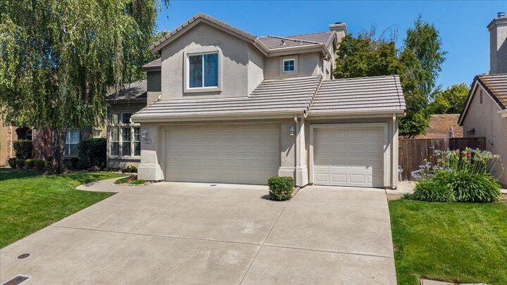 Property Photo: 4242 Pinehurst Circle CA 95219