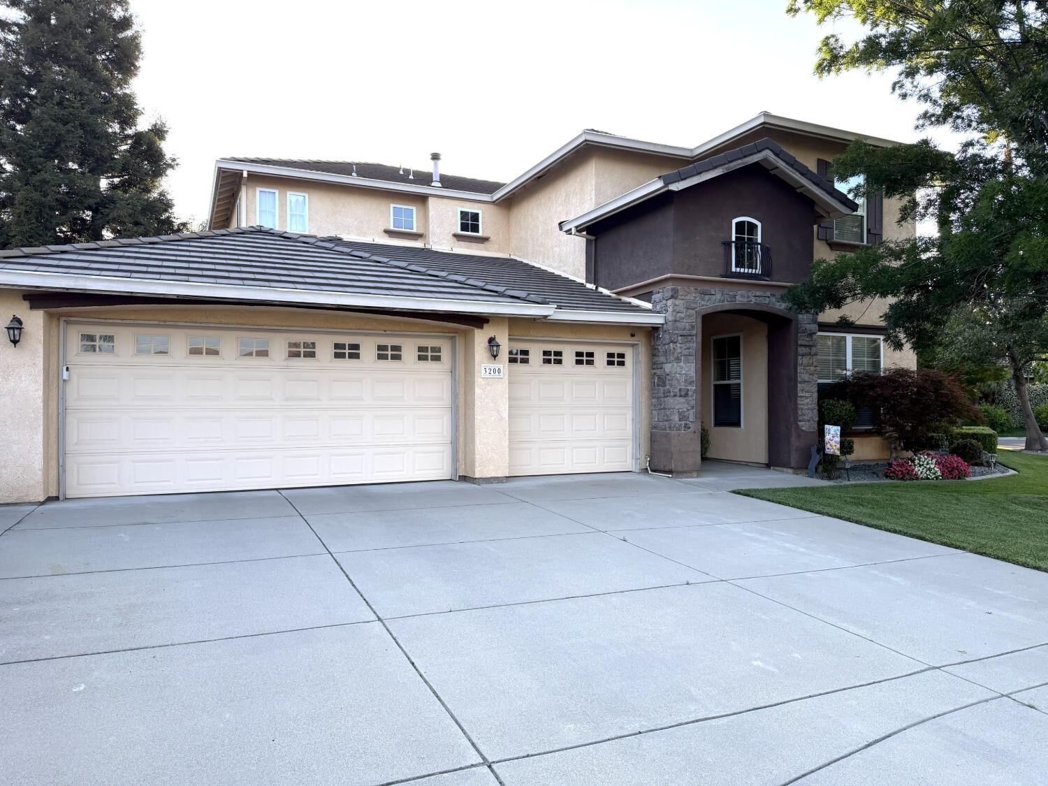Property Photo:  3200 Mont Cliff Court  CA 95355 