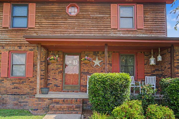 Property Photo: 105 Sonoma Dr TN 37083