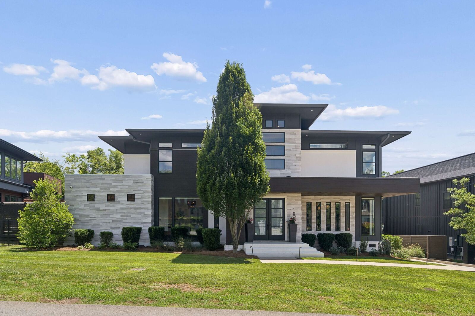 Property Photo: 1807 Castleman Dr TN 37215