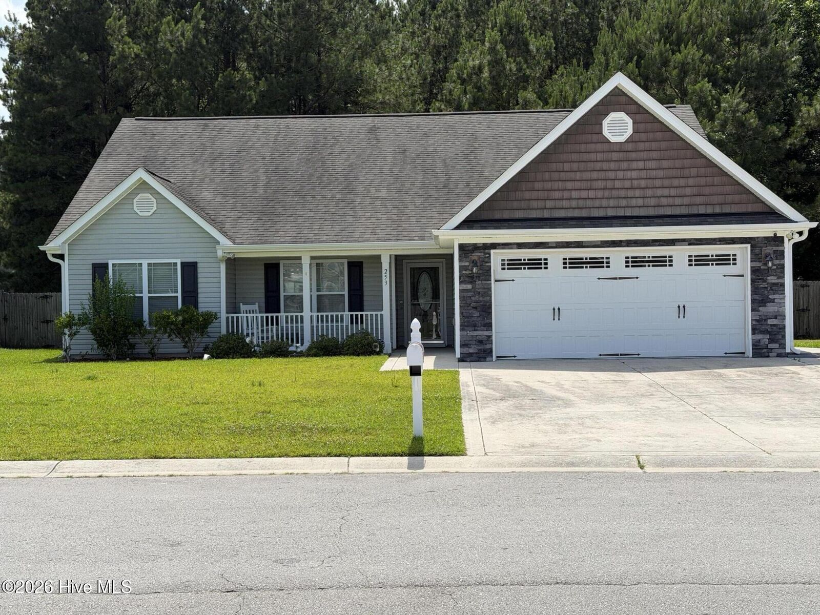 Property Photo:  253 Merin Height Road  NC 28546 