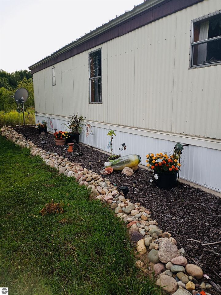 Property Photo: 13845 70th Avenue MI 49631