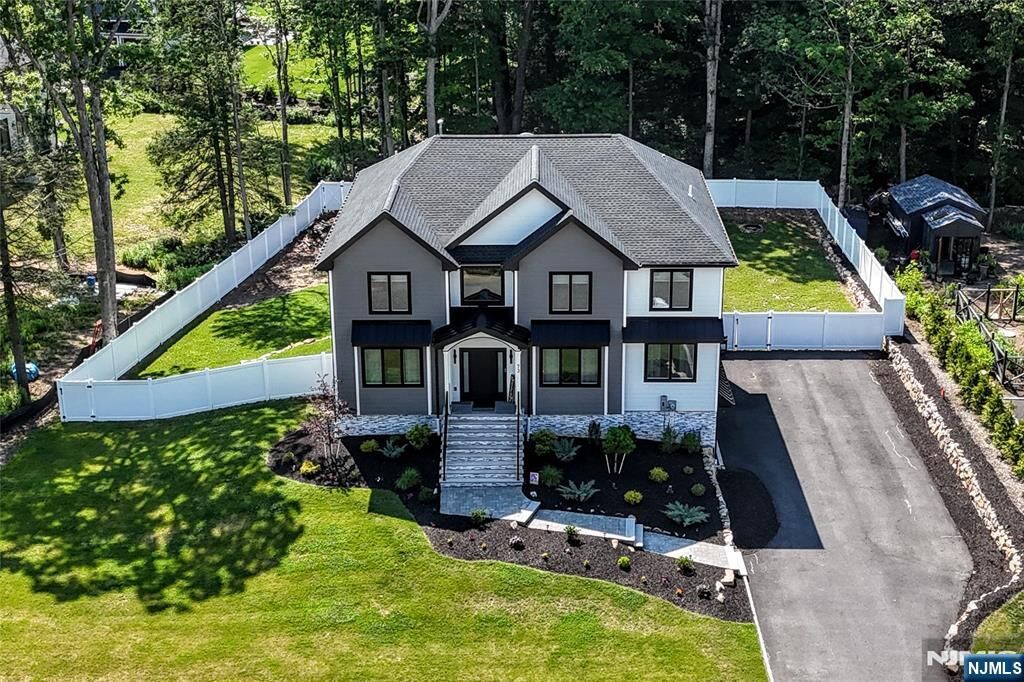 Property Photo: 73 Heritage Drive NJ 07480
