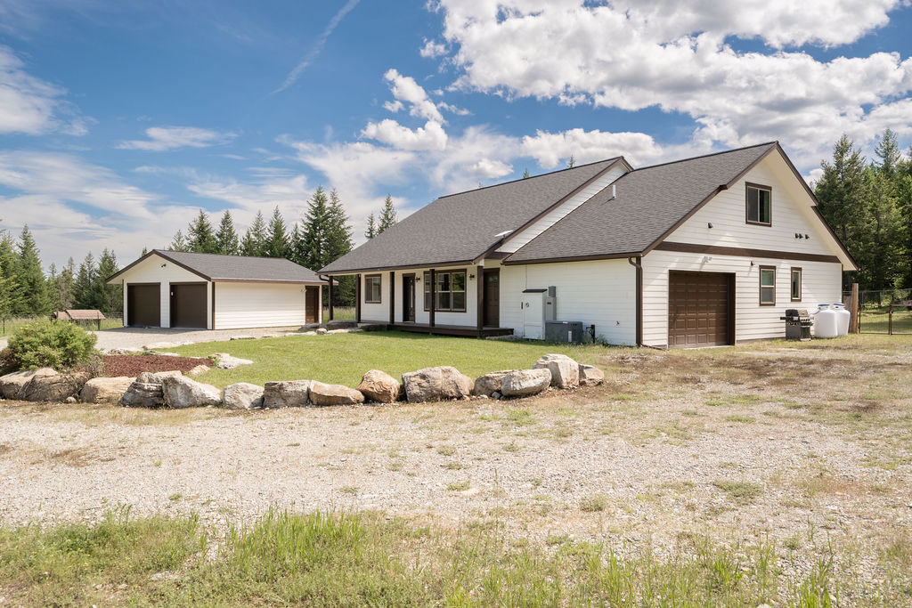 Property Photo:  989 Mountain Meadow Road  MT 59901 