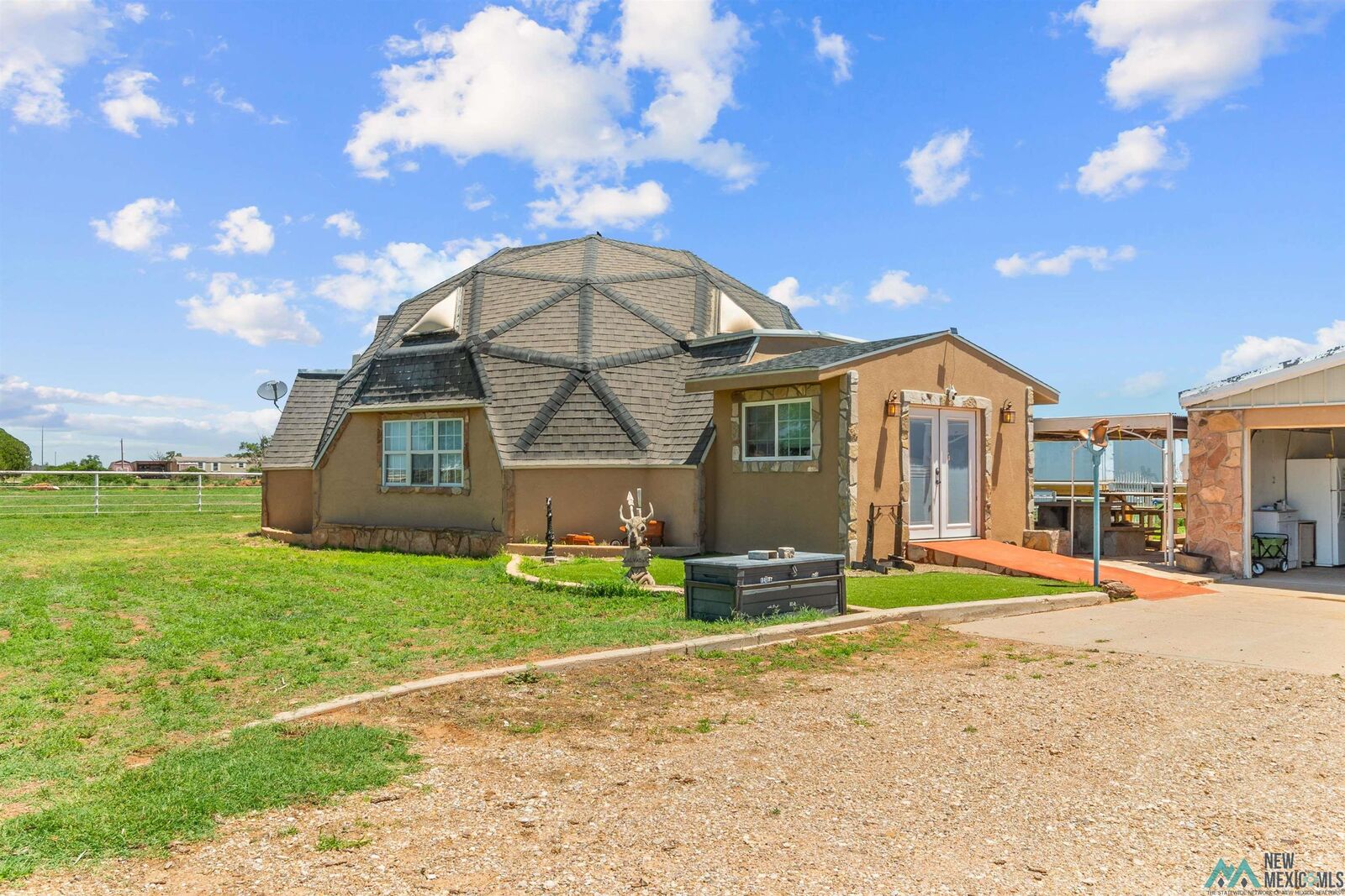Property Photo:  1019 Curry Road O Street  NM 88101 