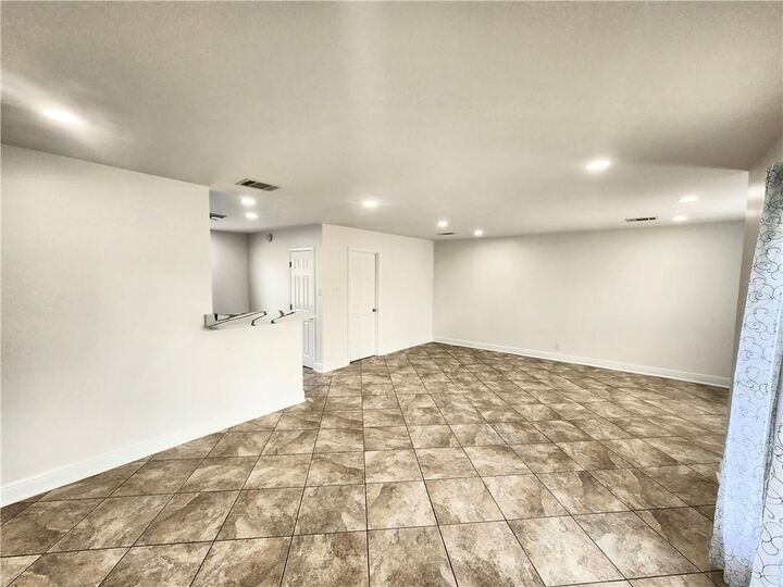 Property Photo:  121 Alfred Street  LA 70037 