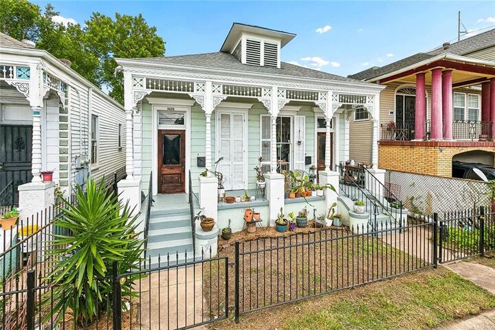 Property Photo: 2421 23 Columbus Street LA 70119