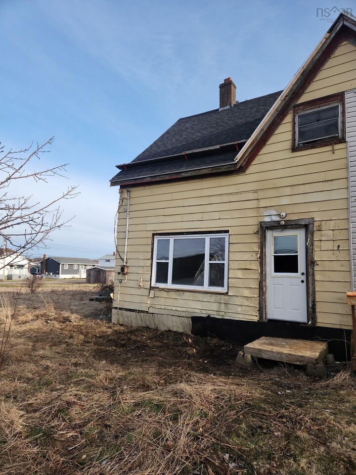 Property Photo: 94 Dorchester Street NS B1A 3P4