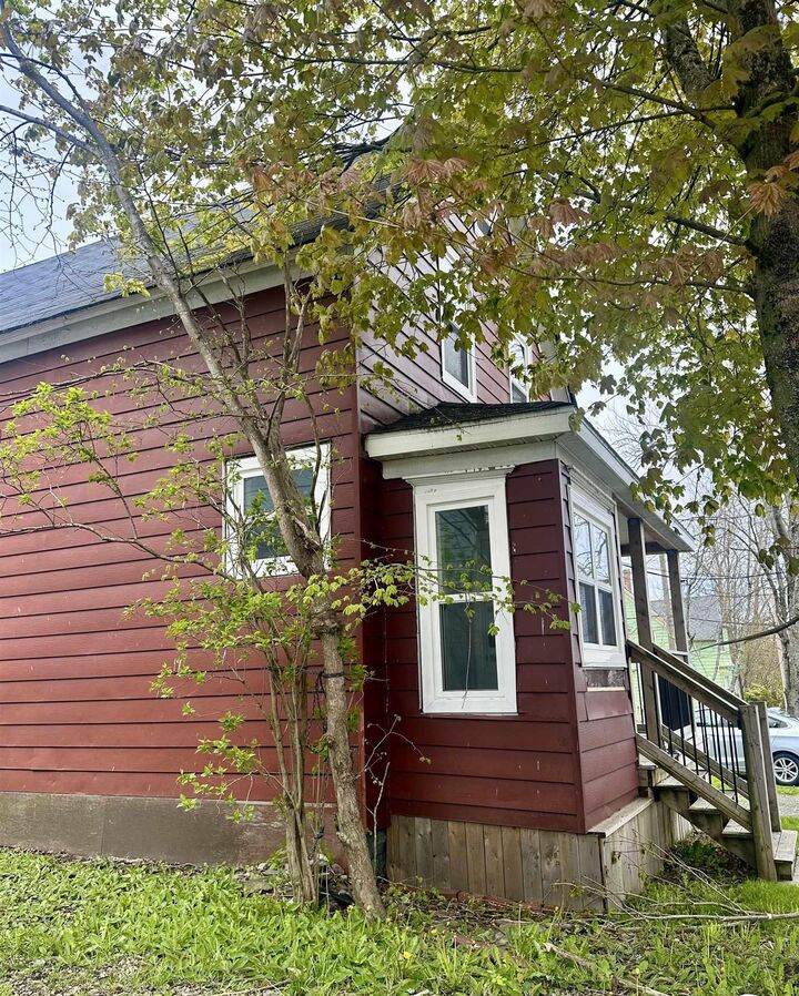 Property Photo:  177 Dorchester Street  NS B1P 5Z5 