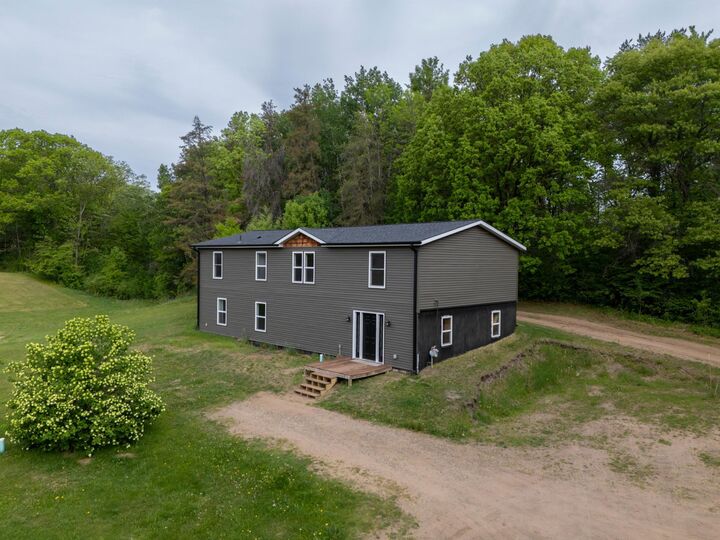 Property Photo: 21705 Edwards Drive MN 56455
